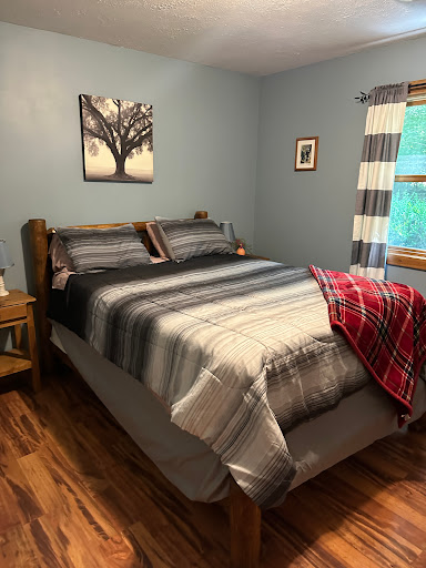 Oak Grove Cabins - Thumbnail