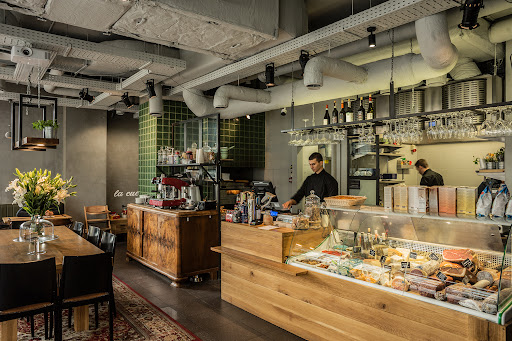 City Winery: Wine & Pizza