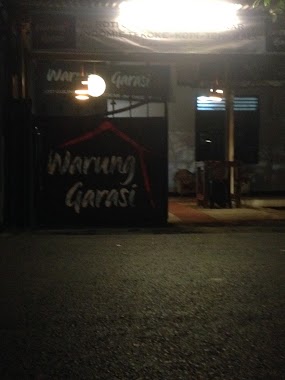 Warung Garasi, Author: Warung Garasi