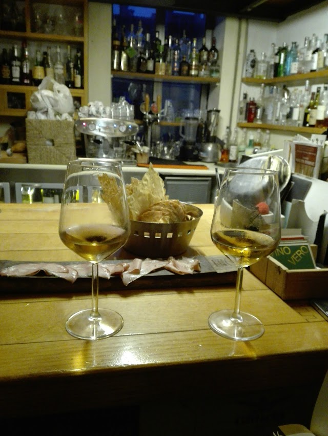 Enoteca Cortes Srl