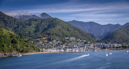 New Zealand Rent A Car Picton - Affordable Car Hire Logo