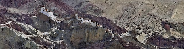 Basgo gompa