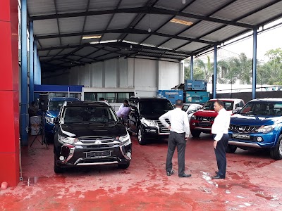 Photos of Silva Motor House