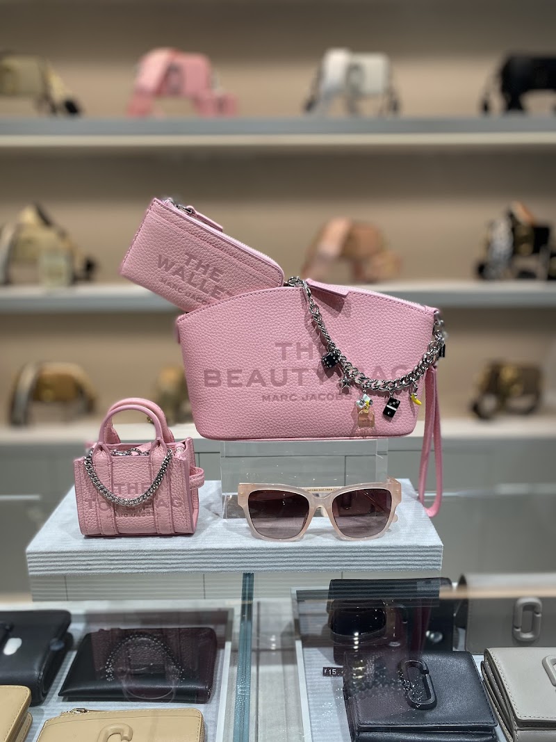 マーク ジェイコブス バッグ&アクセサリー 渋谷ヒカリエ ShinQs店