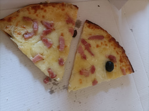 Photo 2 - Tournay pizza