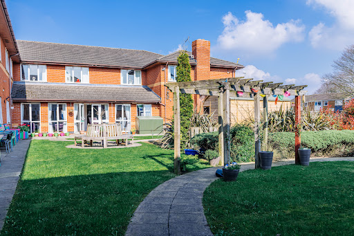 Lawton Rise Care Home - Expert Care in Stoke-on-trent