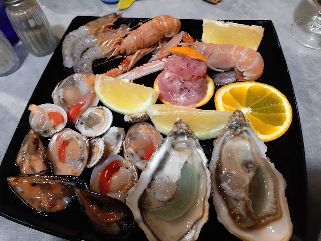 Stuzzicheria di Mare Pescheria Ristorante Gastronomia