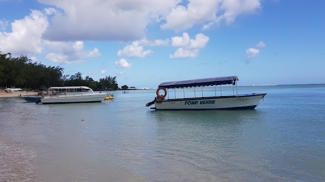 Mont Choisy Public Beach