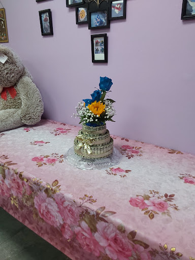 Marely Flowers - Thumbnail