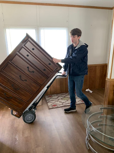 Thomas Moving - Visual