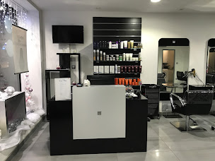 Photo n°5 de Exp'Hair à Oullins-Pierre-Bénite (Salon de coiffure)