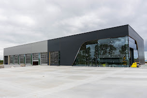 Photo n°6 de Ghistelinck Mercedes à Cappelle-la-Grande (Atelier de réparation pour poids lourds)