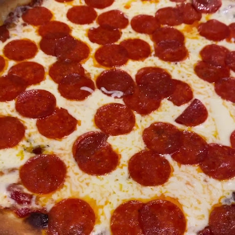 Dani's House of Pizza by null