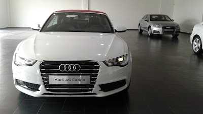 Photos of Audi