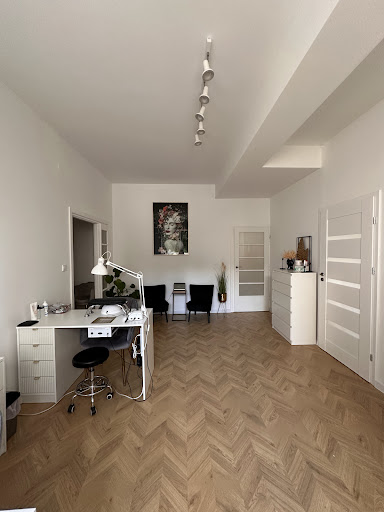 MalishevskaBeautyStudio