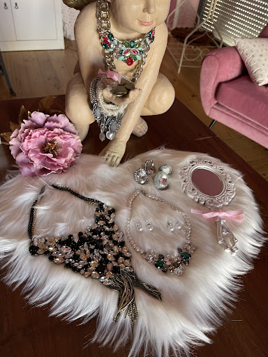 Rose Mery - Visual