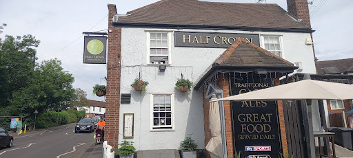 Half Crown - Visual