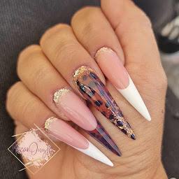 Photo n°1 de MacarOngles Prothésiste Ongulaire à Port-de-Bouc (Centre de formation)