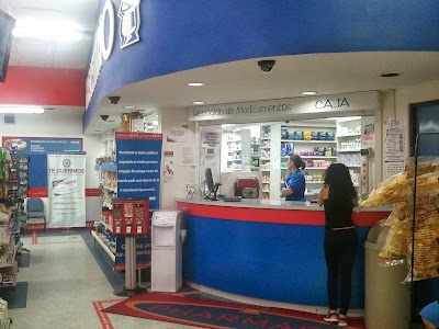 Photos of Farmacia Reyes #2