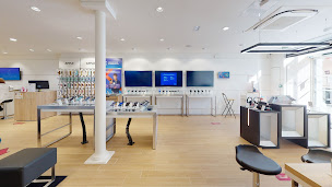 Photo n°4 de Boutique SFR Hyères Avenue Gambetta à Hyères (Opérateur téléphonique)