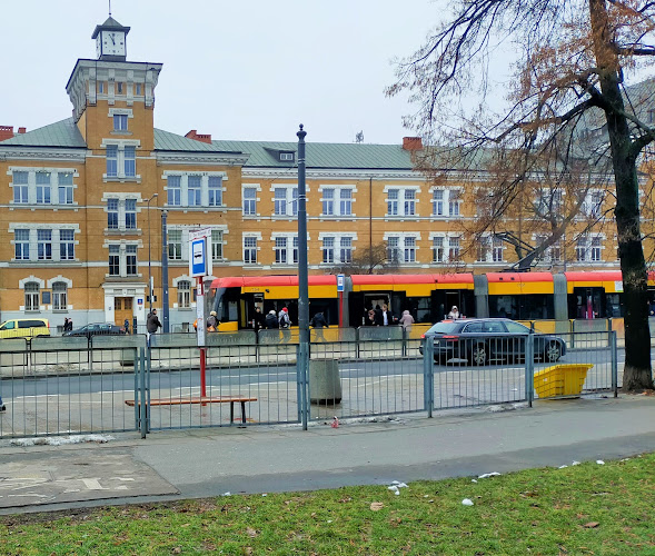 Komentarze i opinie o VIII Liceum Ogólnokształcące im. Władysława IV