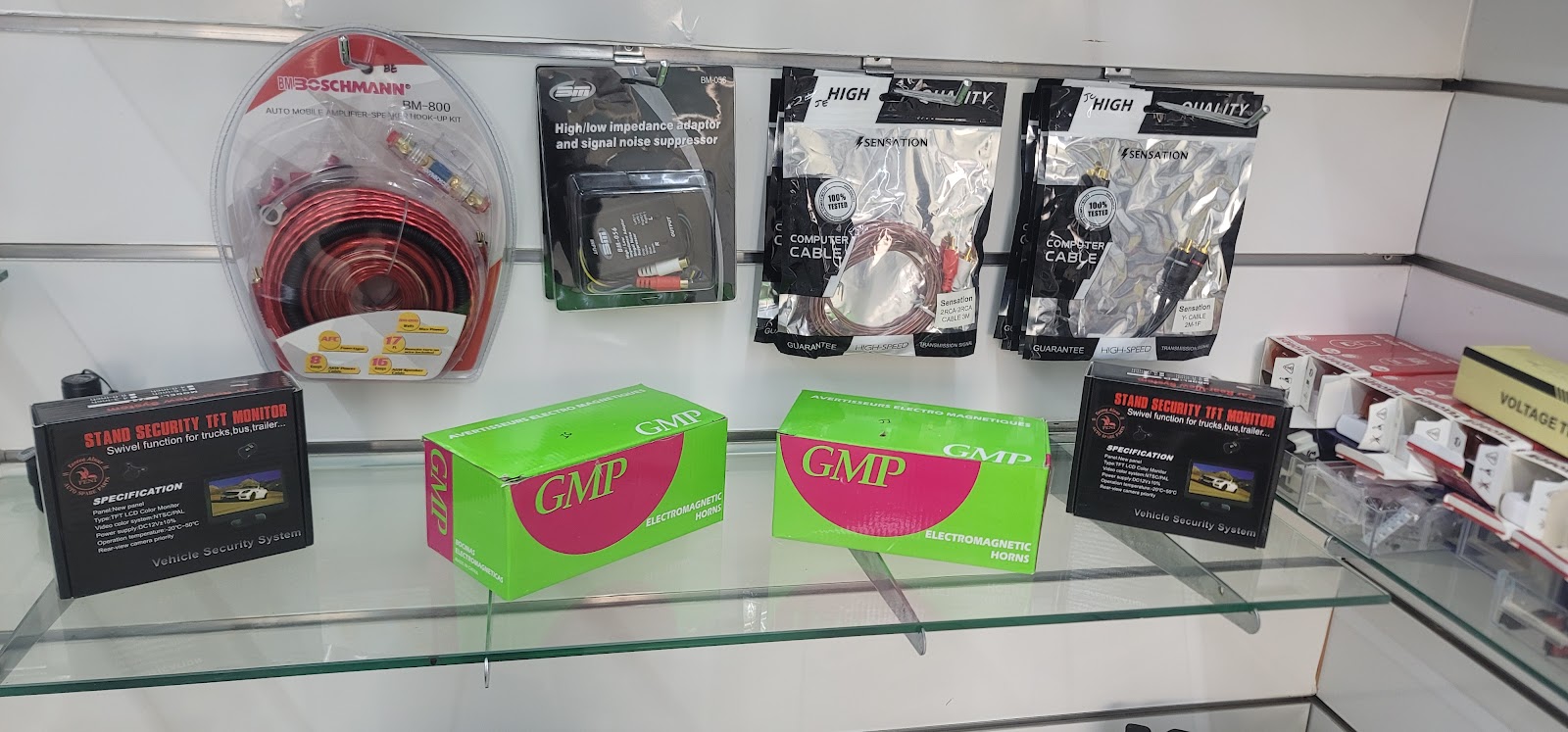 CELL TECH MOBILES & CAR ACCESSORIES - صورة 2