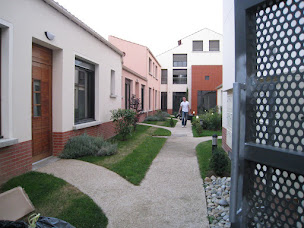 Photo n°2 de Dr Vanessa JAULIN - Chirurgien Dentiste - Parodontologie à Saint-Maur-des-Fossés (Dentiste)