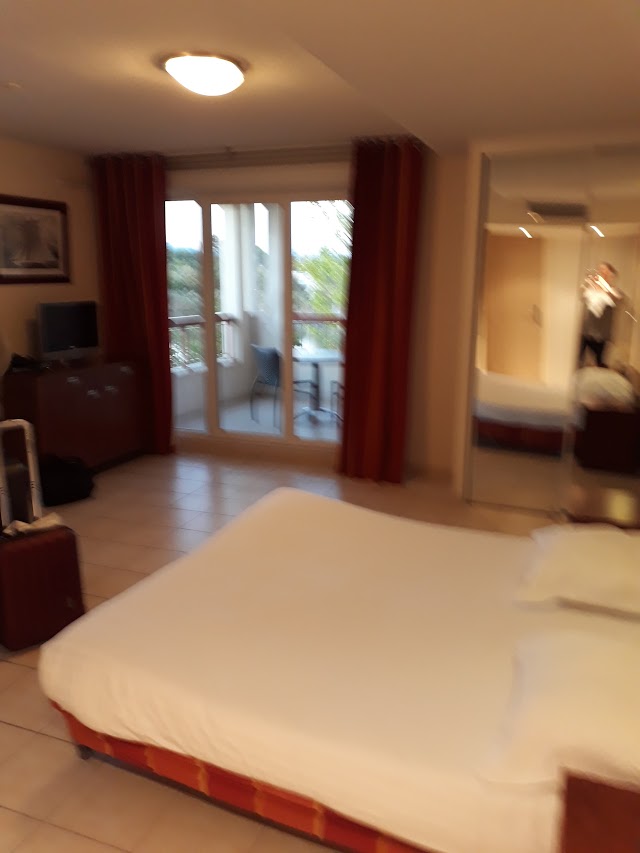 Mimozas Resort Cannes