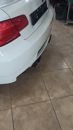 Αριθμός τηλεφώνου KAZAKOS BMW