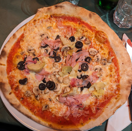 Mamma Mia Pizzeria Jericho Gallery - United Kingdom