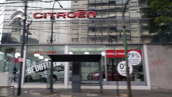 Revor | Official Citroen dealership, Author: Joaquín Viretti