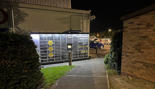 24/7 InPost Locker - TESCO Newton Aycliffe Extra - Thumbnail