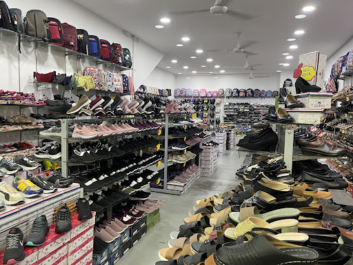 KEDAI KASUT D EMPIRE