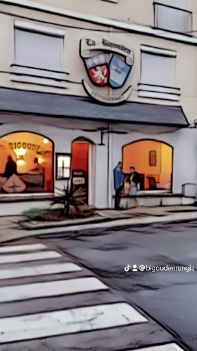 Photo 13 - Burger King