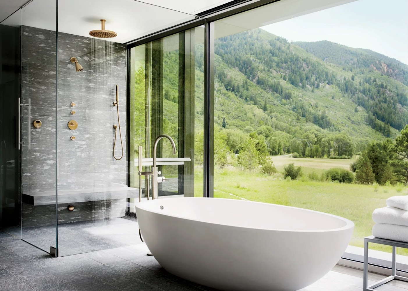 Emanuel Remodelling in Bellevue, WA - Tub Reglazing Services