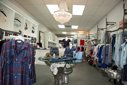 LaBella Intimates & Boutique 481 S Orlando Ave, Maitland, FL 32751, United States