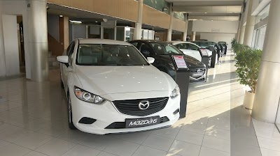 Photos of MAZDA SHOWROOM