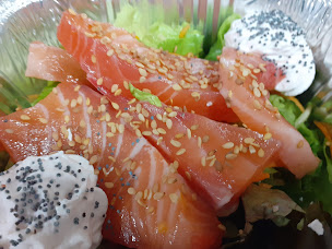 Photo n°6 de Food truck Comme au Resto à Leyrieu (Restaurant de plats à emporter)