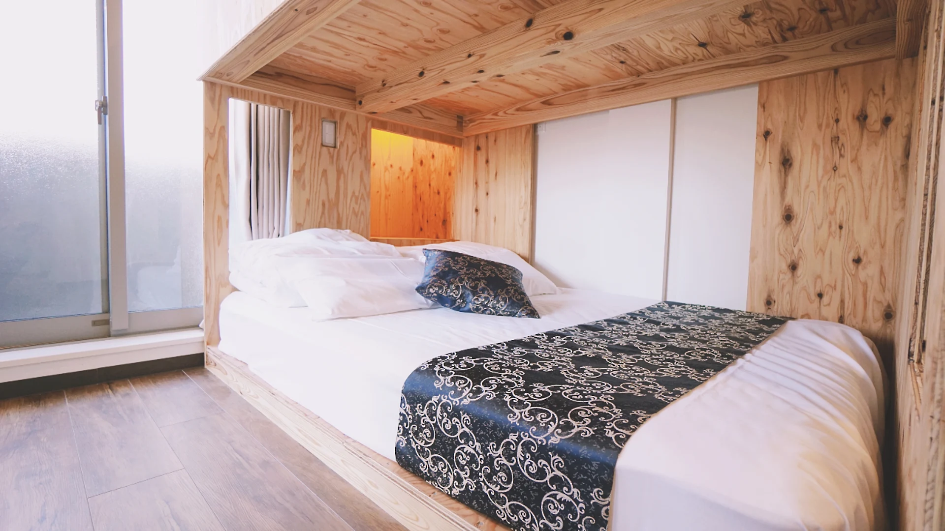 Poly Hostel Osaka