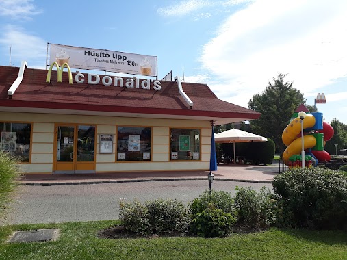 McDonald's, Author: Zsófia Lukács