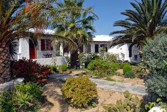 Diogenis studios Mykonos