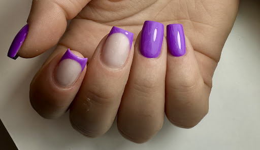 Floxy Nails - Thumbnail