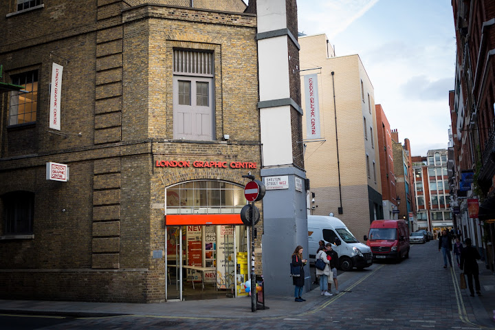 London Graphic Centre by null