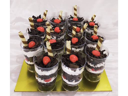 Black forest shot cake post image
