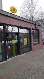Photo n°2 de La Poste à Cournon-d'Auvergne (Poste)