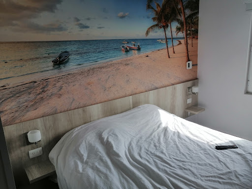 Hotel Hi! Aeropuerto $999.00 - Thumbnail