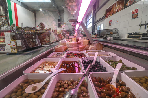 Italy Foodworld italienischer Supermarkt und Restaurant - Thumbnail