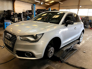 Photo n°26 de PNEUS OCCASION LGA AUTO à Le Creusot (Magasin de pneumatiques d'occasion)