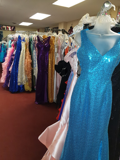 Mindy's Bridal & Dress Shop - Thumbnail
