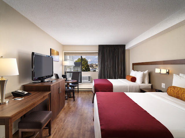 Huntingdon Hotel & Suites by null